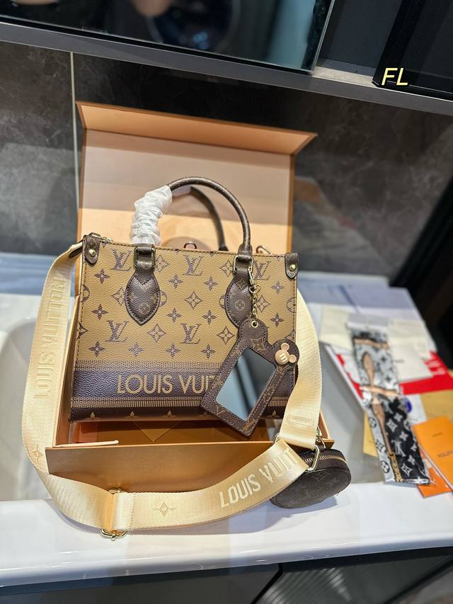 Lv Onthego 新款丛林包 Onthego绝对是通勤工具包必备单品之一轻盈容量大 百搭最最关键不娇气小号的尺寸刚刚好也不像老花的容 易撞款尺寸25Cm - 点击图像关闭