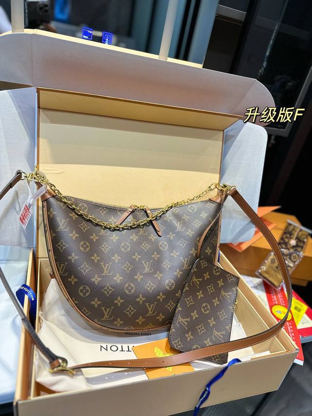 折叠飞机礼盒 Size 38*26Cm Lv Loop腋下包 太戳我了吧 上身效果 啥也不说啦 订起来 23Ss 走秀款 搜索lv 大号月亮包 拼色