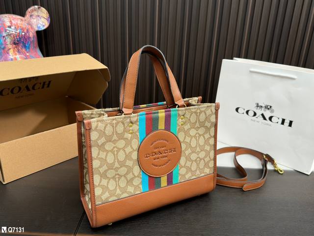 配礼盒 Size 29 22Cm Coach 新品托特包 专柜一包难求 超级百搭 搜索coach 蔻驰托特包