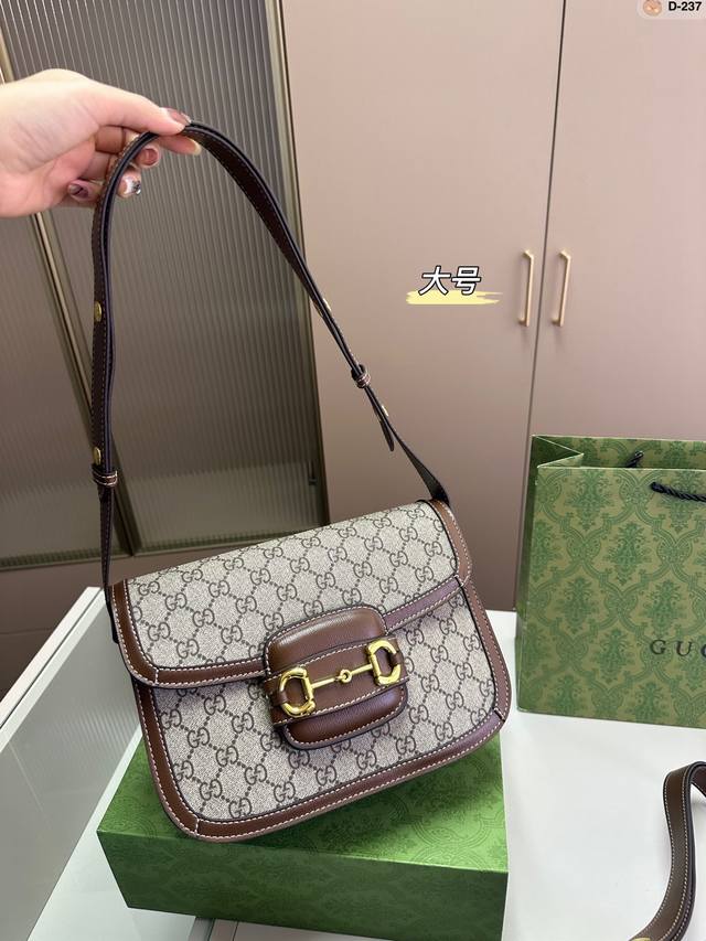 大 貌美如花的 5 酷奇gucci复古马鞍包 经典款 真的好好看 经典的马衔扣 Monogram 勾边设计 D-237尺寸2 18 22 6 15折叠盒