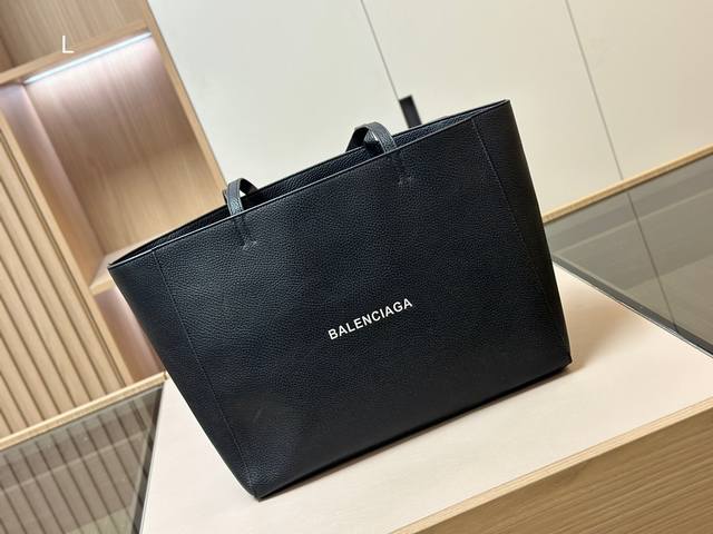 巴黎世家 超时髦 Ddd Balenciaga 托特包 Ddd 简单实用耐看 Ddd 愈看愈好看 Ddd Size 36 29Cm Ddd