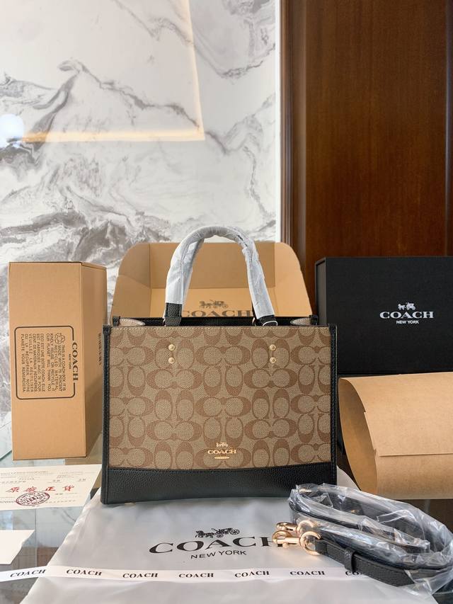 高版本 原版皮 Ddd Coach 蔻驰 Dempsey 30 Tote 购物袋 原版皮 这是什么神仙配色 毫无抵抗力 单肩手提都可以 容量超级大 耐磨耐脏 砖