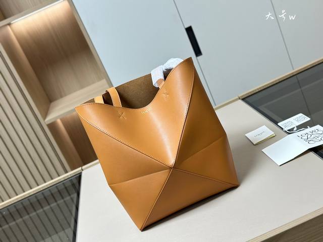 配盒 Ddd Size 上宽39x33Cm 大 Ddd Ddd Loewe Puzzle 新款 Tote Ddd 罗意威新晋顶流 Ddd 可以折叠的包包 Ddd