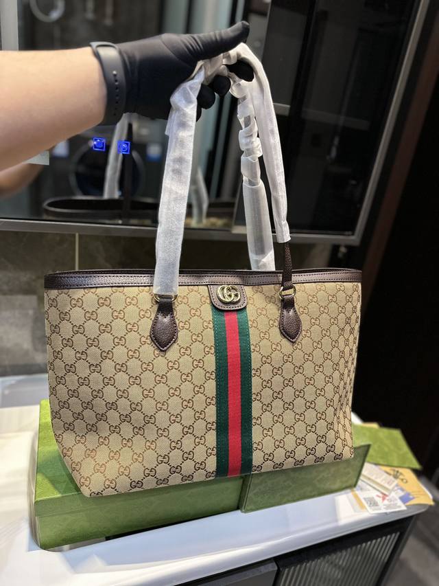 Gucci Ophidia购物袋 Ddd 超大容量 Ddd 满足大容量需求 Ddd 四季百搭款 推荐ms尺寸38 28 Ddd