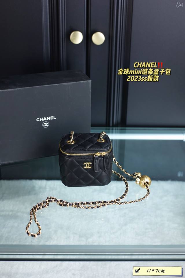 配全套礼盒 Ddd Chanel 香奈儿 金球链条盒子包 Ddd 网红爆款2023Ss新款小箱子 Ddd 菱格质感高级 一眼就让人爱上 Ddd 专柜新款单肩斜挎