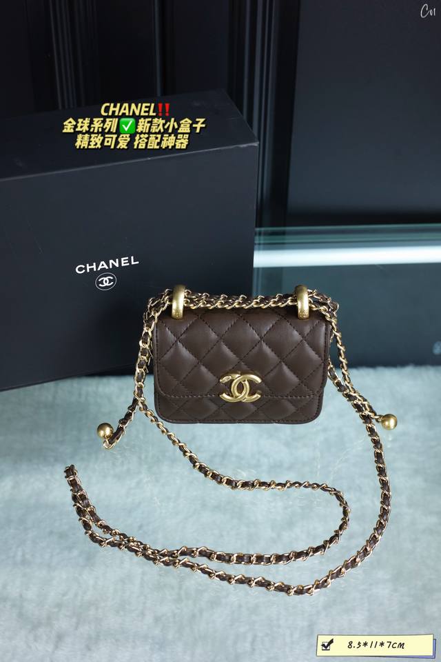 配折叠礼盒 Ddd Chanel 香奈儿 金球系列23B新款小盒子 Ddd 正品皮升级版链条包 Ddd 尺寸:8 5 11 7 Ddd