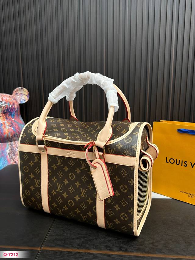 Lv 经典老花 Ddd 手提旅行包购物袋 Ddd 宠物包 Ddd 大容量超轻便 Ddd 尺寸 38 24Cm Ddd