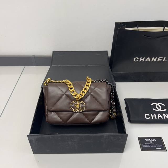 秋冬超爱 Chanel 19Bag颜色图