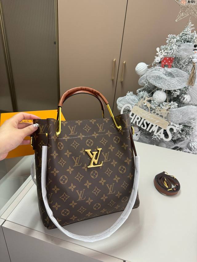 Lv 托特包tote 质感爆棚的美 上身真的太太太有质感啦 日常逛街不要太吸晴 A-01尺寸26.12.27配盒