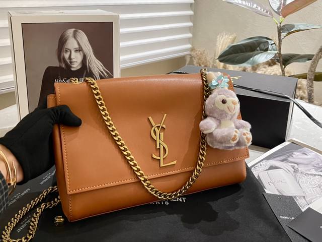 顶级原单 纯牛皮 折叠礼盒 官网飞机箱 送星黛露挂件 Ysl 链条包 Kate Chain And Tassel Bag In Textured Leather