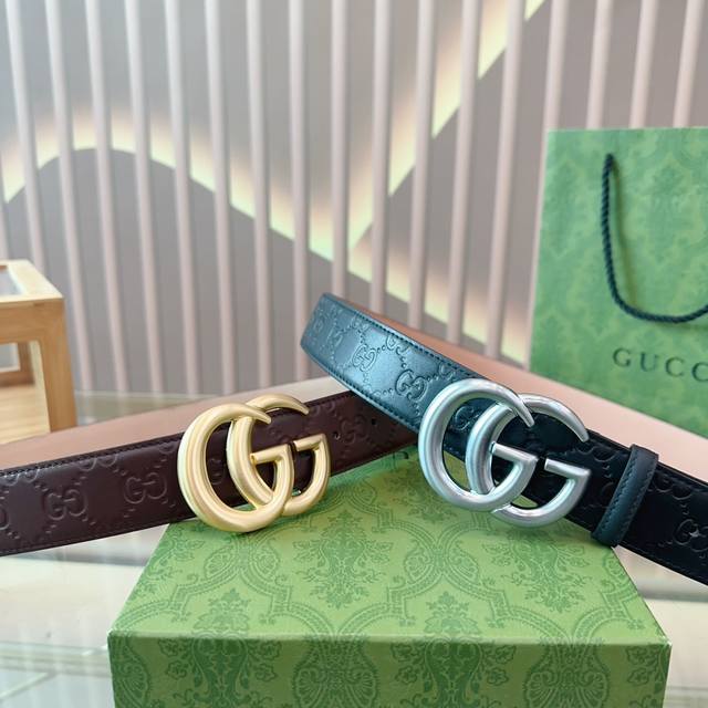 全套包装手提袋打票 Gucci 腰带五金扣复古做法 设计师高级感十足 百搭神器 越看越好看 复古的凯旋门 入手好看到死 高级冷淡中又透露着恰当的诱惑感