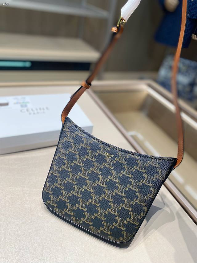 礼盒包装 尺寸 19.2.15Cm 赛琳celine 24新品tilly凯旋门腋下包 法式极简风