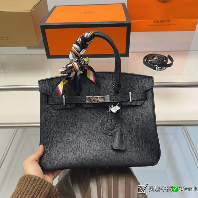 全套包装 配丝巾 进口头层皮材质 Size:30 23 Hermes 爱马仕birkin铂金包 随性洒脱的中性色 开口拎随性慵懒 扣合气质拉 气场强大