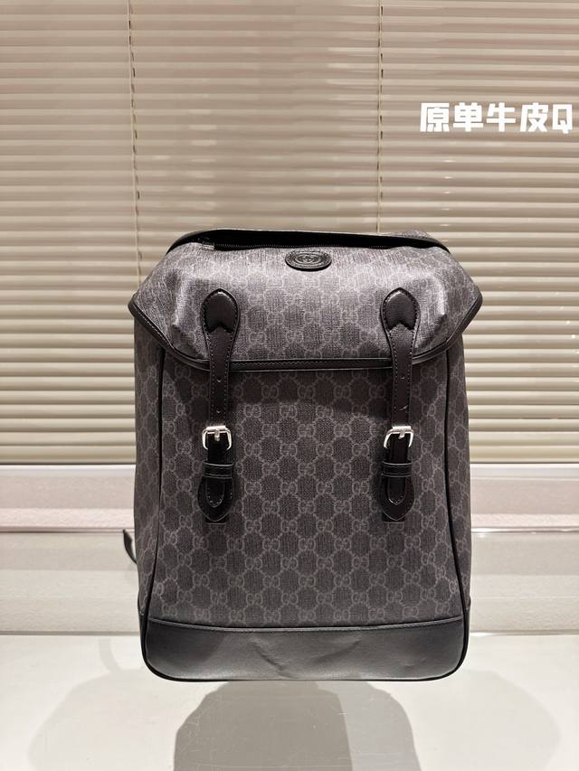 顶级原单 纯牛皮 Gucci家新品双肩 尺寸 30 42Cm 订制原版面料 原版五金 牛皮品质 超大容量 出游首选 男女同款哦