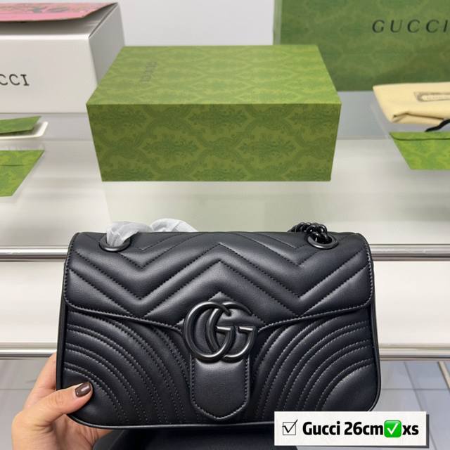 全套包装 Gucci Marmont 酷奇经典款啦 马卡龙 质量很好 性价比高 牛皮品质 Size 26Cm