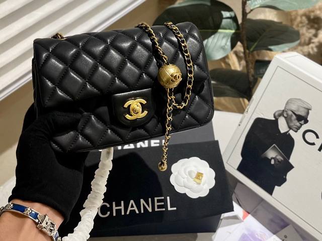 原版皮 折叠礼盒 官网飞机箱 Chanel 小金球方胖子 调节扣 New Arrival 最美金球方胖子人间香奈儿 白富美小姐姐必备款 单独夸最让人挪不开眼 就