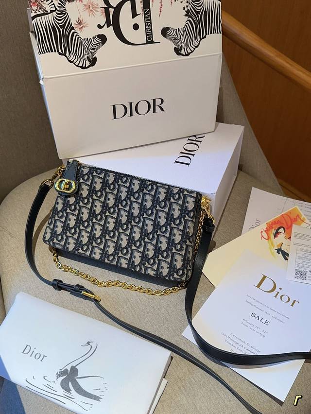 Dior 迪奥 Dior Midi 30 Montaigne 提花布料迷你 蒙田手拿包 老花麻将包 尺寸22 12 4 礼盒包装飞机箱