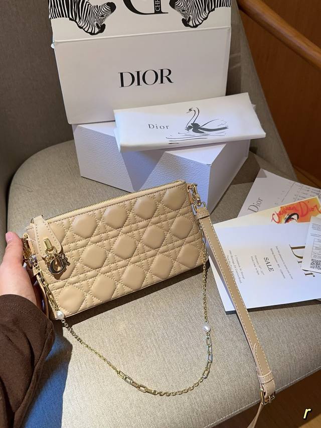 Dior 迪奥 Dior Midi 30 Montaigne 迷你 藤格 蒙田手拿包 老花麻将包 尺寸22 12 4 礼盒包装飞机箱 - 点击图像关闭