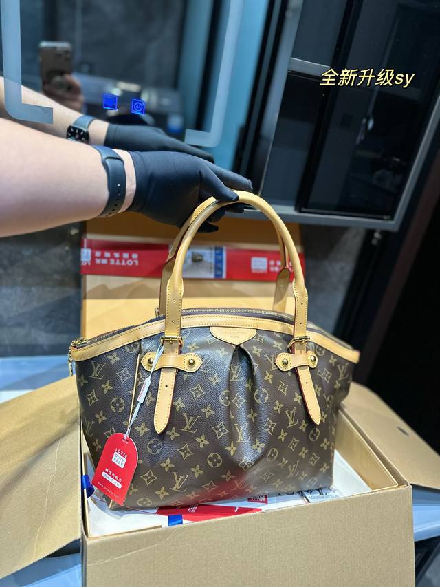 礼盒包装 Size 34*23 L家 中古手袋 俗称lv饺子包 全封闭拉链口 中古 经典款