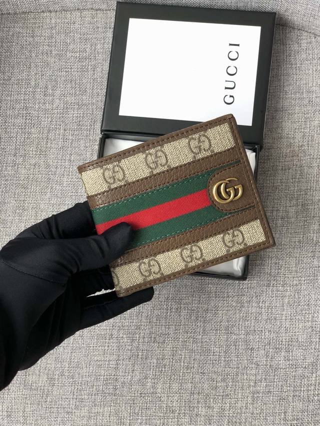 Gucci Leather # 采用进口粒面牛皮 搭配乌木色双g面料 金色五金配件 实物实拍 采用反包边做工精细 597606尺寸11Cm*9Cm*1.5Cm