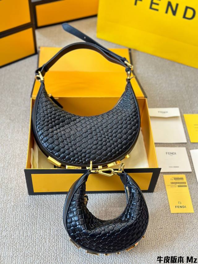 Fendi 2024 Fendigraphy半月 包j Fendi 2022春夏季全新fendigraphy手袋的来 咯圖期待已久 秀上就相中了这款回回画 猛的