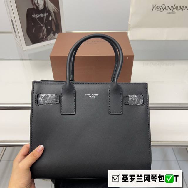 全套包装 牛皮版本 Yves Saint Laurent Ysl经典风琴 Saint Laurent 手提包 酷酷的黑色一麂皮面料 奢华有 内涵 可调节肩带设计