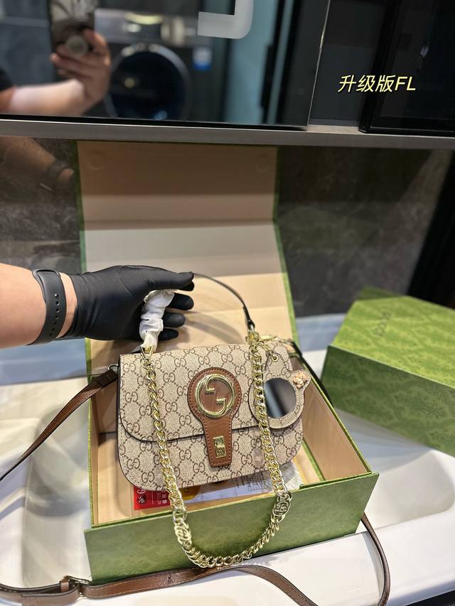 礼盒包装 酷奇大logo包包 Gucci 中古包 超大logo 爱了爱了 好高级 春夏穿搭必备 我的一见钟情 真的好好看 又复古又时髦反正我已经忍不住了 哪怕背