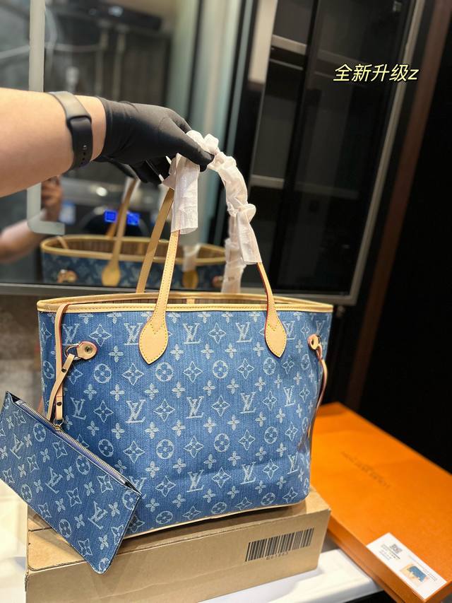 礼盒包装 Lv 中古 牛仔 Nf 购物袋 Neverfull 购物袋 入门级的款式哦 绝对的终身款 此物经典不言而喻 街拍和实用都是非常nb的选择 大家拿到后可