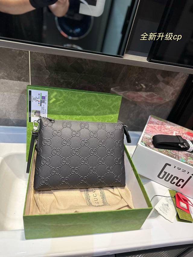 酷奇gucci 牛皮手拿包 23Ss新款 男士手拿包手袋 男女通用哦lv大手包 洗漱包 原版内里 原版包装 爆版d-286尺寸 30.20.3