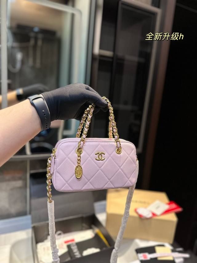 礼盒包装 Size 20*11.5Cm Chanel香奈儿 小香家 小金币包包 真的太q太可爱了 格局也太爱啦 小巧但能装东西 - 点击图像关闭