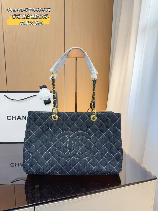 Chanel香奈儿 23S新款 购物袋 牛仔bag 手感超级好 原版五金 超级大牌 以华丽高贵的外形成为当下最炙手可热之作人手必备 明星热捧 精匠之作 尺寸 4