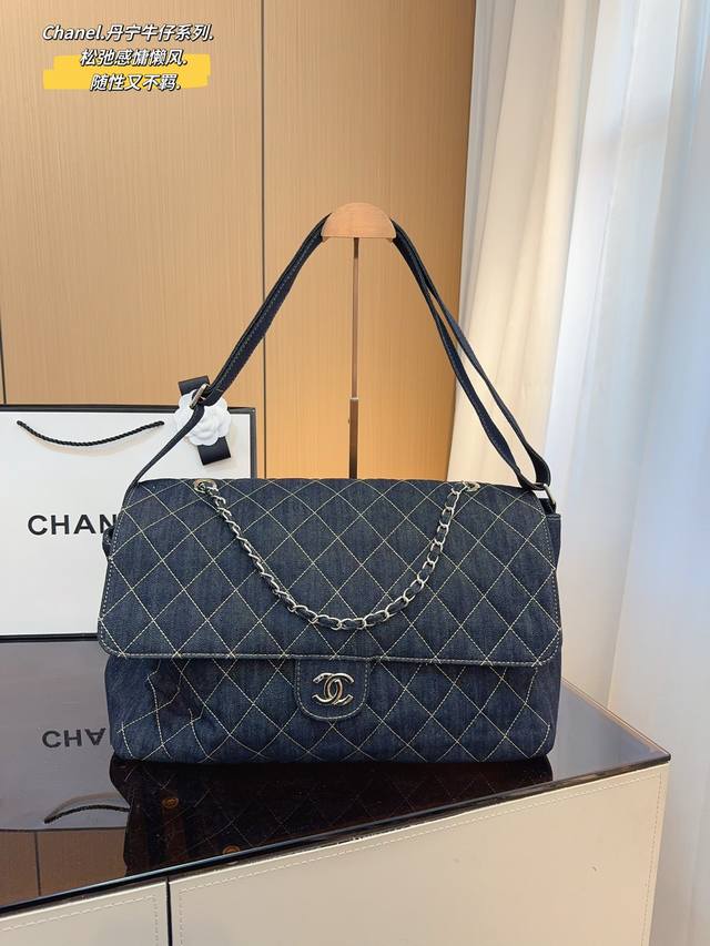 Chanel香奈儿 24C中古购物袋牛仔bag 手感超级好 原版五金 超级大牌 以华丽高贵的外形成为当下最炙手可热之作人手必备 明星热捧 精匠之作 尺寸42*1