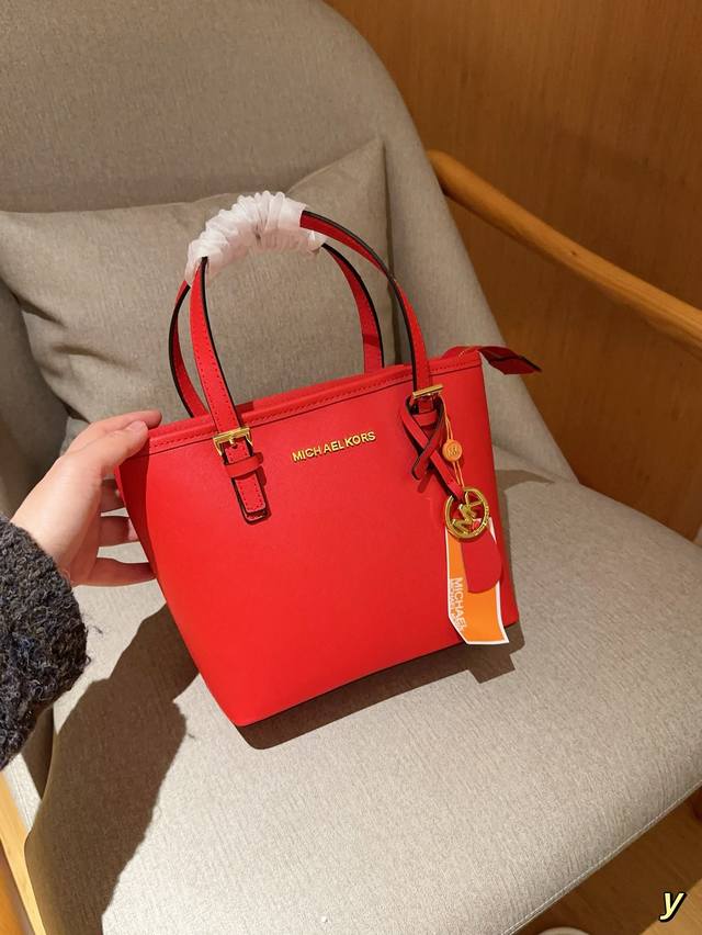 Michael Kors Mk 经典迈克高仕jetset托特包小号菜篮子 尺寸22 19 10