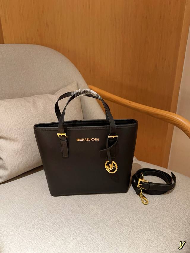 Michael Kors Mk 经典迈克高仕jetset托特包小号菜篮子 尺寸22 19 10