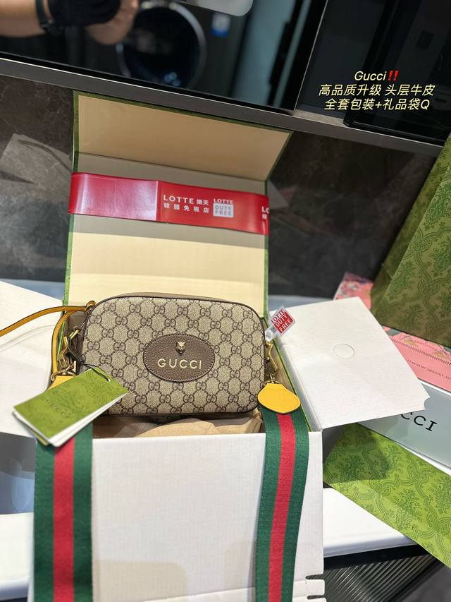 折叠飞机礼盒 古奇gucci 新品推荐 G家网红爆款虎头相机包众多明星追捧的单品哦 原版面料五金 原单品质 出门旅游首选 超高回头率 尺寸23Cm