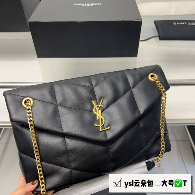 折叠盒 Size 32*22Cm Ysl 云朵包包 Loulou Puffer 绗缝小羊皮包 犹如怀抱云朵般的感受