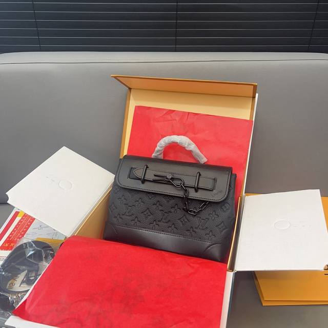 Louisvuitton 路易威登 高货 Steamer手袋 牛皮链条手提包 斜挎单肩公文包 采用精湛镶嵌细工 经典百搭 实物拍摄 原厂原版面料 配送飞机礼盒