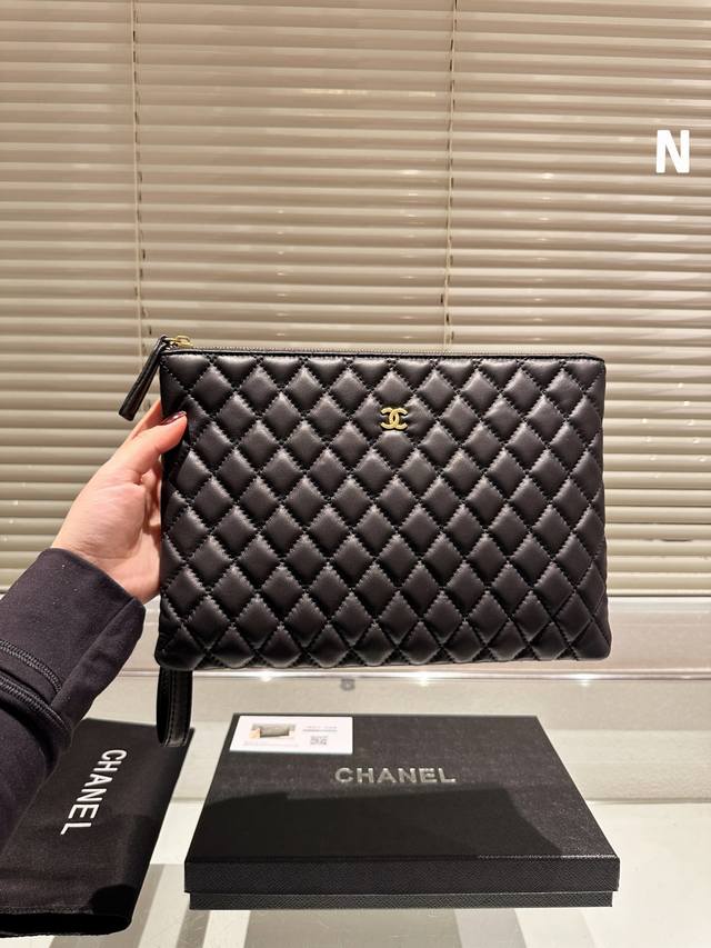 净版 Chanel 手包 小羊皮质地 尺寸30 20Cm