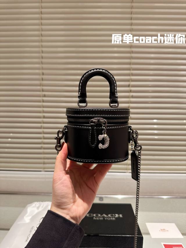 复刻版 牛皮 Size 11*9Cm 蔻驰coach新款小废包来喽 今年新款小盒子包 小小超级超级爱