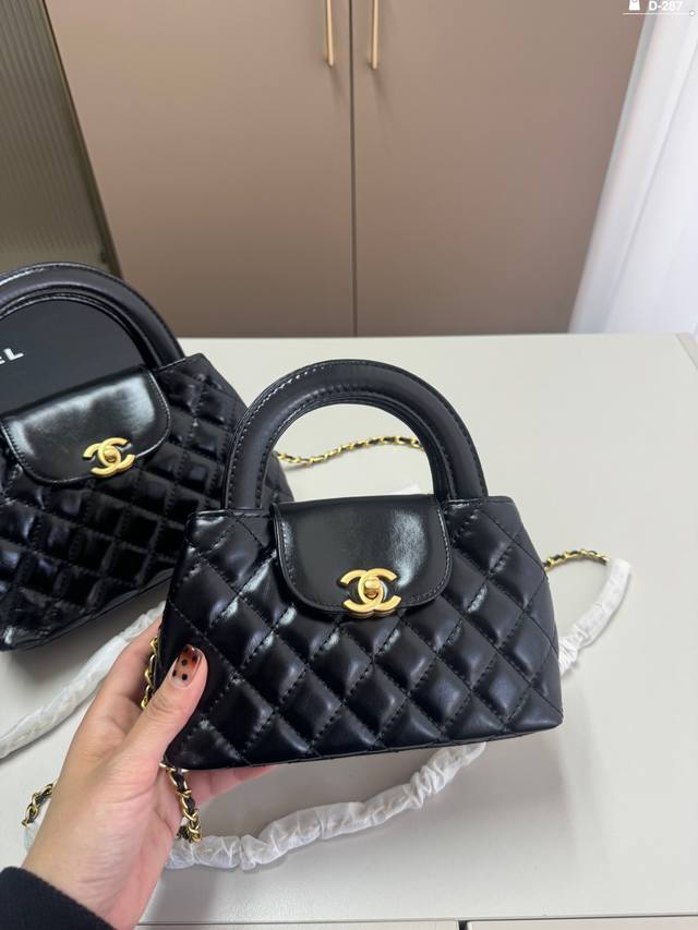 小 Chanel23K新款 本季度的 最眼包 Chanel 香奈儿 23K Kelly链条包 也是很耐用哒 经典百搭耐看 D-287尺寸22 14 18 12折