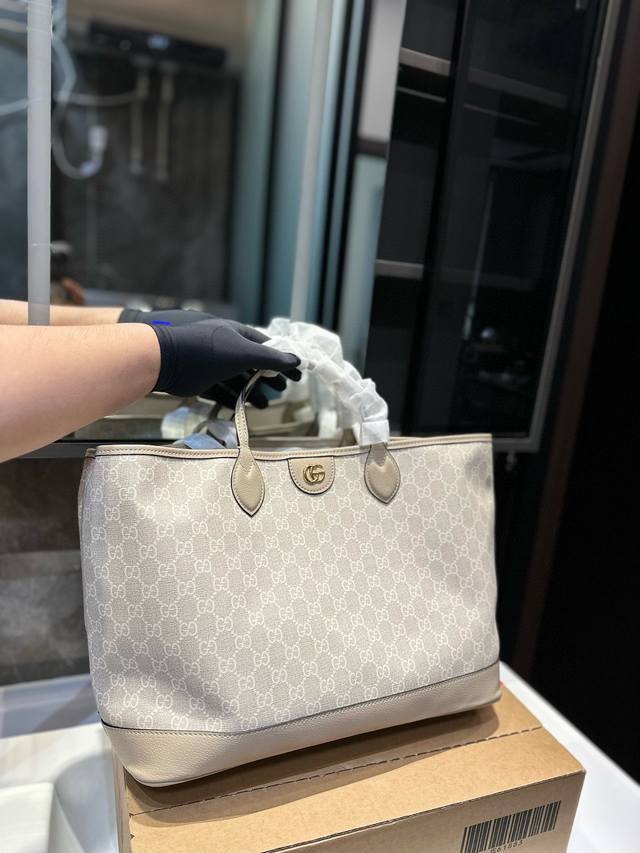 原单品质 Gucci 新品 Tote 菜篮子 购物袋手提托特斜挎单肩多用 定制面料logo五金原版一比一品质 炒鸡百搭实用的一款 喜欢的美妞赶快入手吧 店主推荐