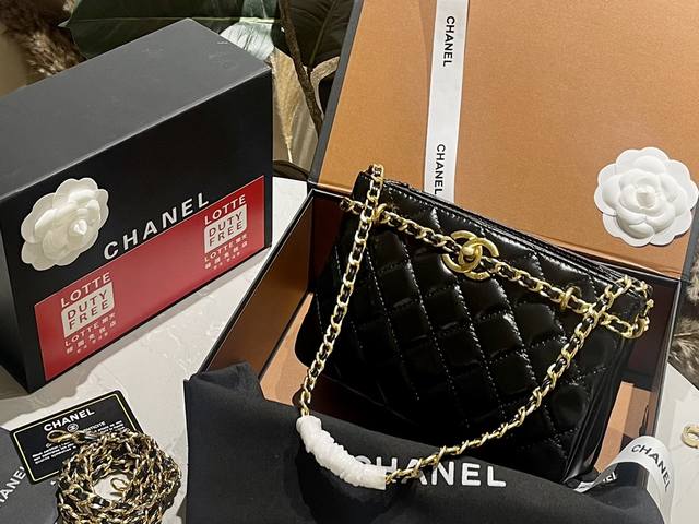 顶级原单 头层皮 Chanel 24P 新款链条tote 托特包 慵懒随性又好背 上身满满的惊喜 高级慵懒又随性 彻底心动的一只 Size 22 15Cm - 点击图像关闭