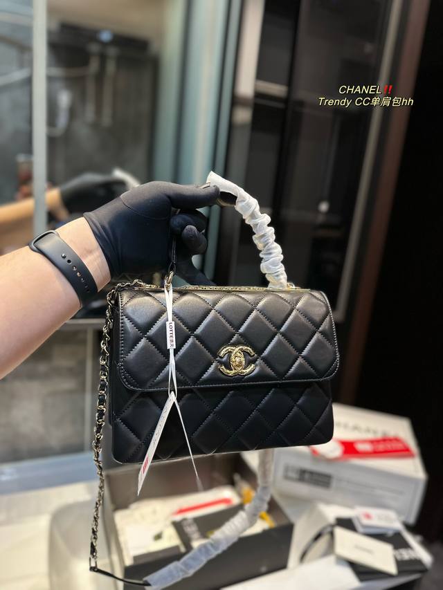 香奈儿chanel Trendy Cc单肩包 高级时髦通勤至上 适用场景更多更百搭 可盐可甜 是很多人的梦中情包没错了 容量跟收纳空间完全满足通勤需求 不要太能 - 点击图像关闭