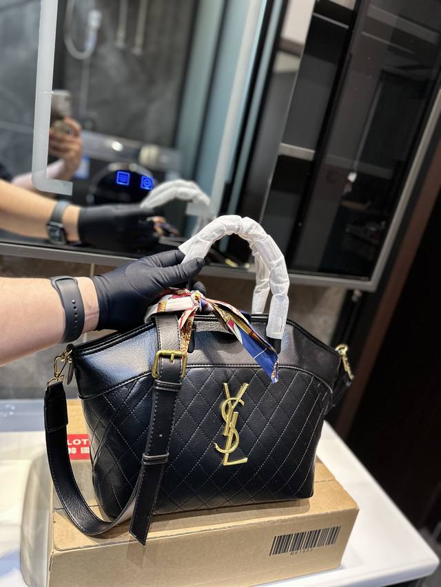 Ysl 托特包tote 质感爆棚的美 上身真的太太太有质感啦 日常逛街不要太吸晴 K尺寸30.25