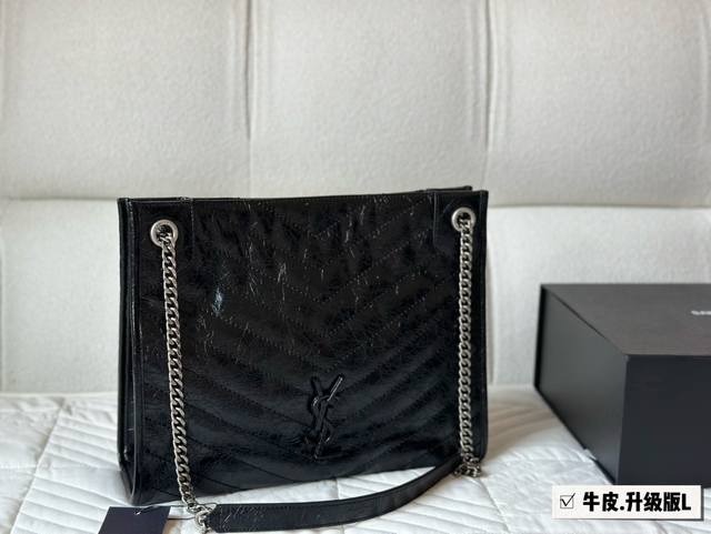 Tote通勤包ysl Niki 这只ysl Niki Shopping Bag有中号 33Cmx27Cmx1 Cm 完美的可以装下包口有吸铁石封口 地铁_上也相