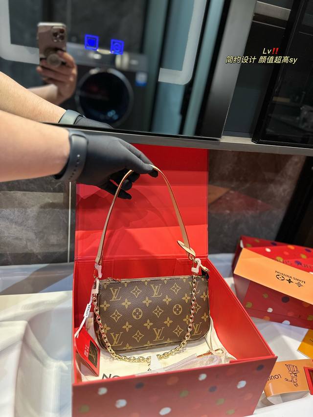 折叠飞机礼盒 Lv 麻将包 代购品质 原版1:1牛皮柔软的monogram涂层帆布 原厂天然变色皮激光纯钢钛五金富有立体感的造型与精巧的内部设计手感柔软纯手工车