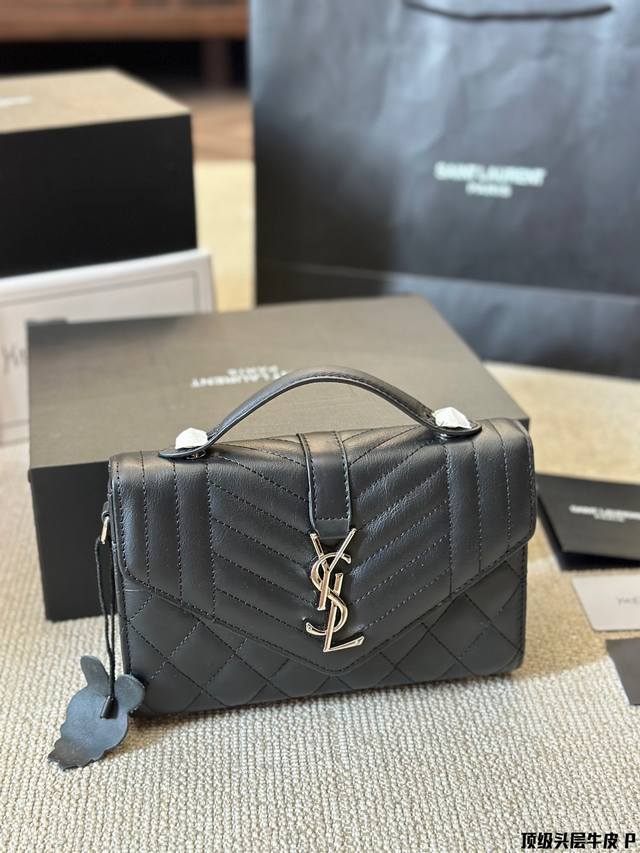 顶级原单 纯牛皮 Ysl Woc链条包信封包ysi家当之无愧的入门经典款 超级耐燥这个皮质真的是我最爱的皮质之一不怕刮牛皮的纹理也有质感 相比金链我更喜欢链非常