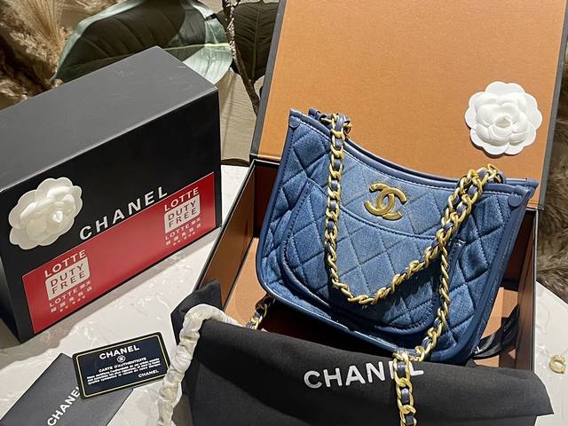 原版牛仔 Chanel 24P 牛仔tote托特包 慵懒随性又好背 上身满满的惊喜 高级慵懒又随性 彻底心动的一只 Dd