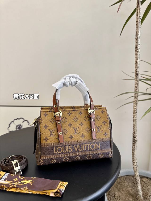 Lv 改版 手提托特包tote 质感爆棚的美 上身真的太太太有质感啦 日常逛街不要太吸晴 尺寸 26 18