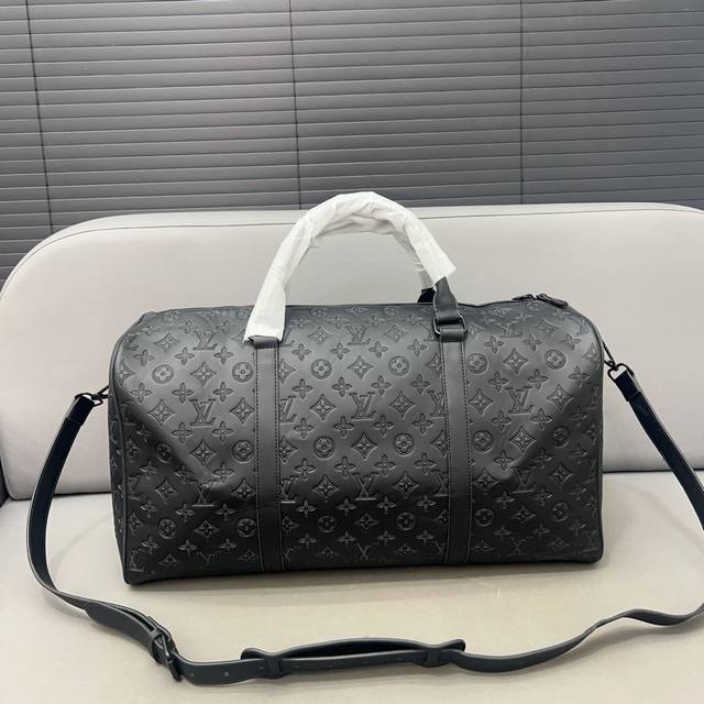 Louisvuitton 路易威登 Keepall旅行袋 手提包袋 机场包 采用精湛镶嵌细工，实物拍摄 原厂原版面料 配送 防尘袋 50 X 27 Cm